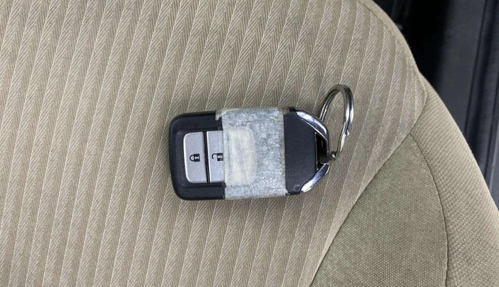 2019 Honda Amaze 1.5L I-DTEC VX CVT, Diesel, Automatic, 89,061 km, Key Close Up