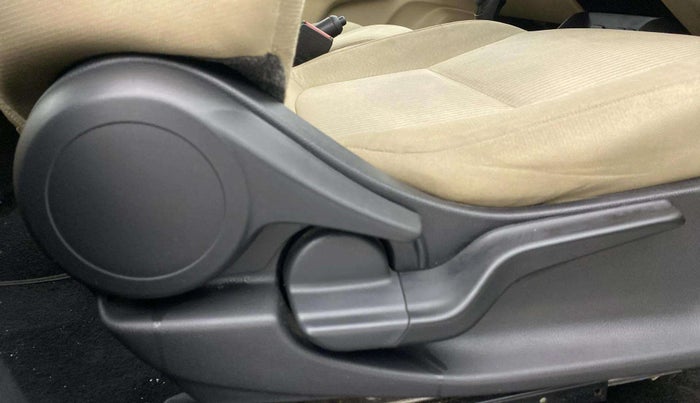 2019 Honda Amaze 1.5L I-DTEC VX CVT, Diesel, Automatic, 89,061 km, Driver Side Adjustment Panel