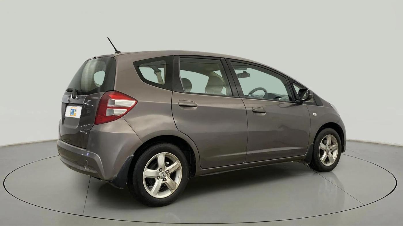 2012 Honda Jazz 1.2 L I-VTEC SELECT, Petrol, Manual, 1,08,222 km, Right Back Diagonal