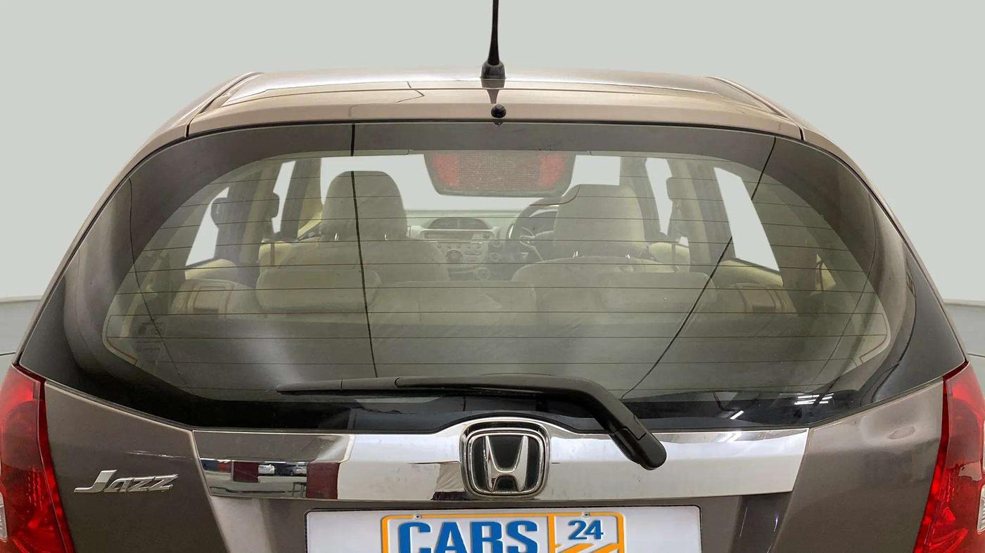 2012 Honda Jazz 1.2 L I-VTEC SELECT, Petrol, Manual, 1,08,222 km, Rear Windshield