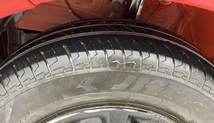 2022 Maruti Swift VXI, Petrol, Manual, 31,903 km, Left Front Tyre Tread
