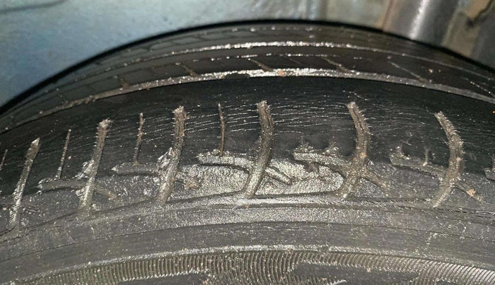 2018 Maruti IGNIS ZETA 1.2, Petrol, Manual, 75,158 km, Left Rear Tyre Tread