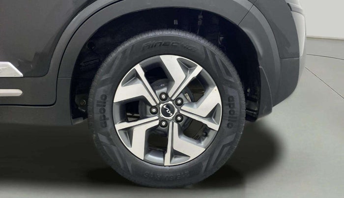 2022 KIA SONET HTX 1.5 AT, Diesel, Automatic, 28,151 km, Left Rear Wheel
