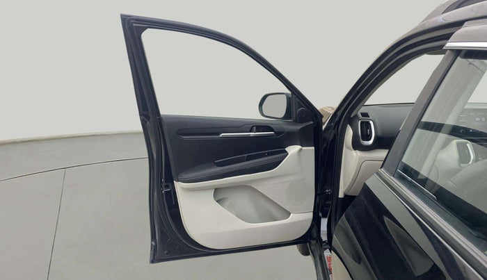 2022 KIA SONET HTX 1.5 AT, Diesel, Automatic, 28,151 km, LHS Front Door
