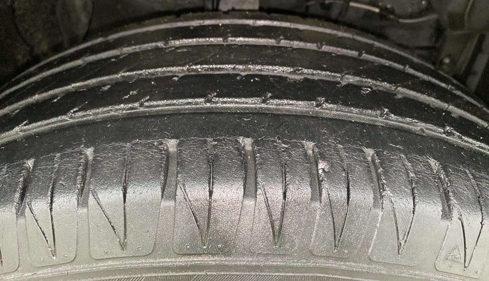 2021 Maruti Vitara Brezza ZXI AT SHVS, Petrol, Automatic, 41,085 km, Right Front Tyre Tread