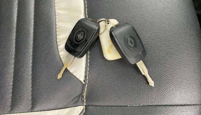 2015 Renault Kwid RXL, Petrol, Manual, 41,734 km, Key Close Up