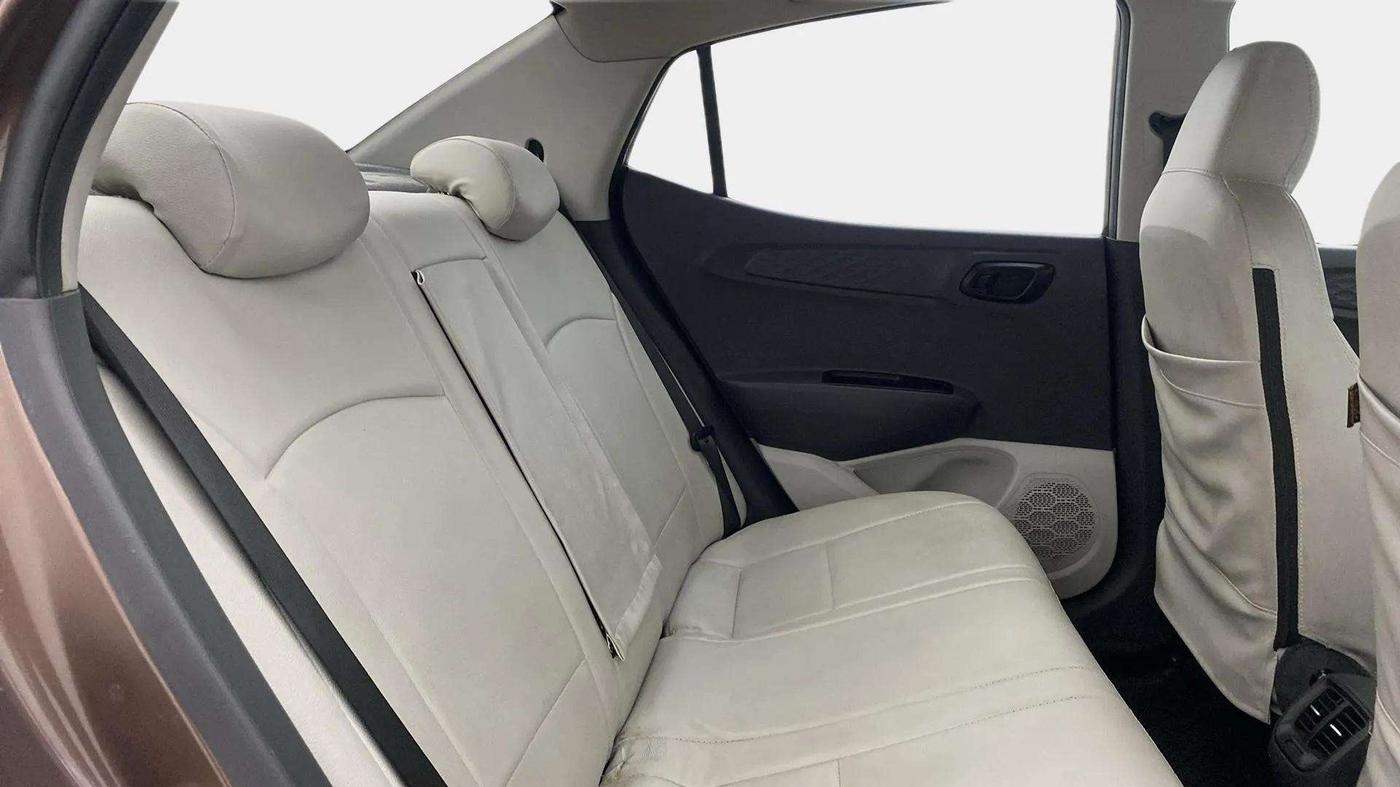 2022 Hyundai AURA S 1.2 CNG, CNG, Manual, 39,695 km, Right Side Rear Door Cabin