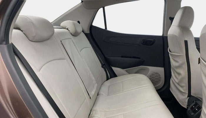 2022 Hyundai AURA S 1.2 CNG, CNG, Manual, 39,695 km, Right Side Rear Door Cabin