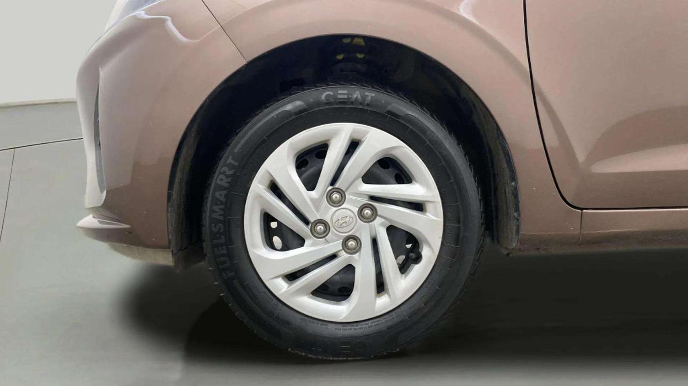 2022 Hyundai AURA S 1.2 CNG, CNG, Manual, 39,695 km, Left Front Wheel