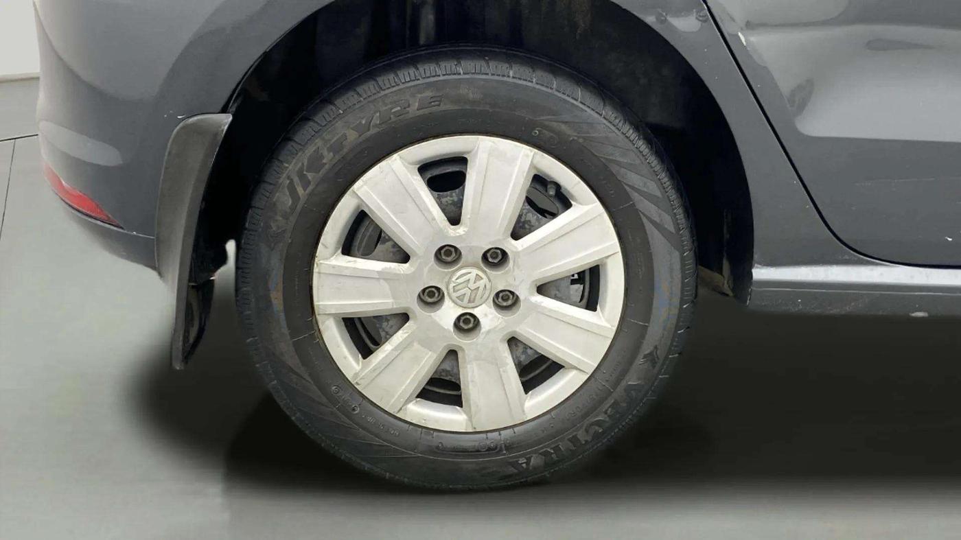 2017 Volkswagen Polo TRENDLINE 1.2L PETROL, Petrol, Manual, 40,982 km, Right Rear Wheel