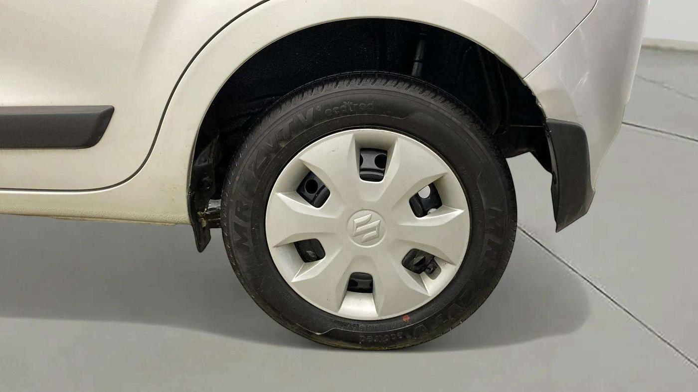 2022 Maruti New Wagon-R VXI 1.0, Petrol, Manual, 20,617 km, Left Rear Wheel