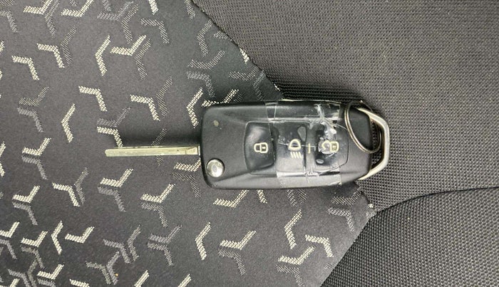2022 Tata Tiago XZ PLUS PETROL, Petrol, Manual, 21,618 km, Key Close Up