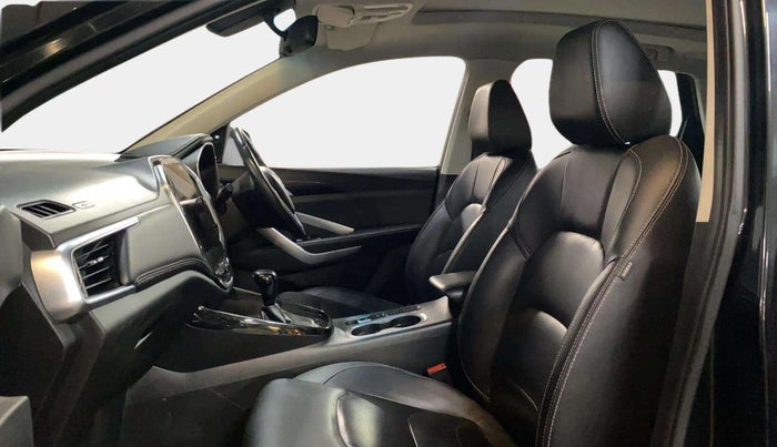 2020 MG HECTOR SHARP 1.5 DCT PETROL, Petrol, Automatic, 64,053 km, Right Side Front Door Cabin