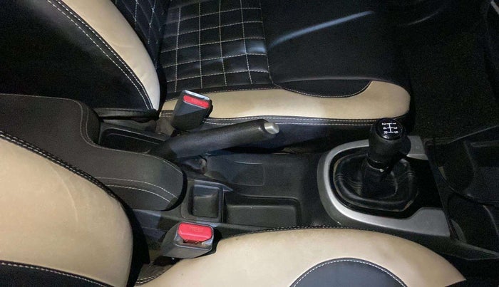 2018 Honda WR-V 1.2L I-VTEC VX MT, Petrol, Manual, 83,190 km, Gear Lever