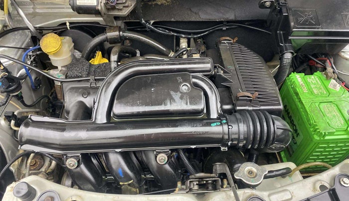 2016 Renault Kwid RXT 0.8, Petrol, Manual, 90,609 km, Engine View