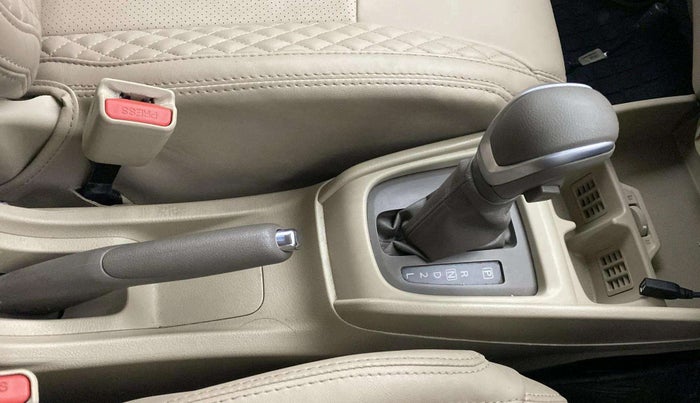 2021 Maruti Ertiga VXI AT SHVS, Petrol, Automatic, 49,192 km, Gear Lever