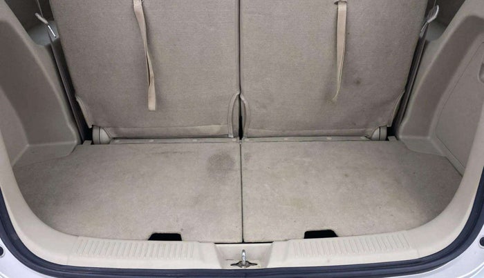 2021 Maruti Ertiga VXI AT SHVS, Petrol, Automatic, 49,192 km, Boot Inside