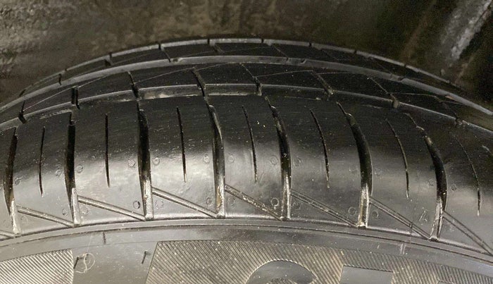 2024 Maruti S PRESSO VXI PLUS (O) AMT, Petrol, Automatic, 3,323 km, Left Rear Tyre Tread