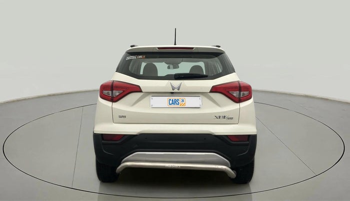2023 Mahindra XUV300 W8 1.5 DIESEL, Diesel, Manual, 45,865 km, Back/Rear