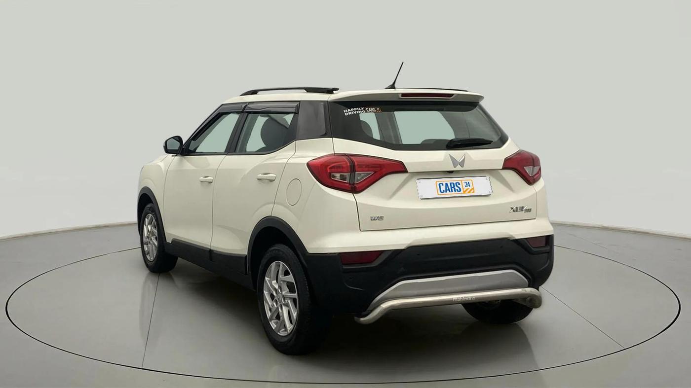 2023 Mahindra XUV300 W8 1.5 DIESEL, Diesel, Manual, 45,974 km, Left Back Diagonal