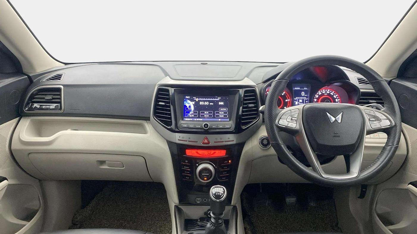 2023 Mahindra XUV300 W8 1.5 DIESEL, Diesel, Manual, 45,974 km, Dashboard