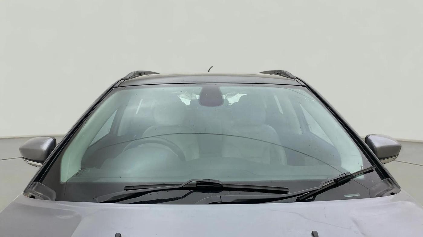 2019 Jeep Compass LIMITED PLUS PETROL AT, Petrol, Automatic, 47,624 km, Front Windshield