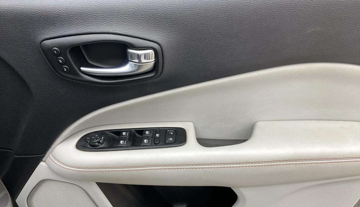 2019 Jeep Compass LIMITED PLUS PETROL AT, Petrol, Automatic, 47,624 km, Driver Side Door Panels Control