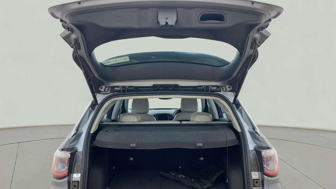 2019 Jeep Compass LIMITED PLUS PETROL AT, Petrol, Automatic, 47,624 km, Boot Door Open