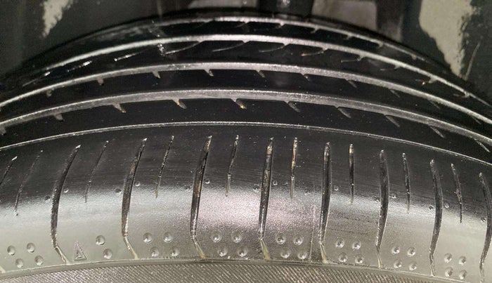 2019 Jeep Compass LIMITED PLUS PETROL AT, Petrol, Automatic, 47,624 km, Left Rear Tyre Tread