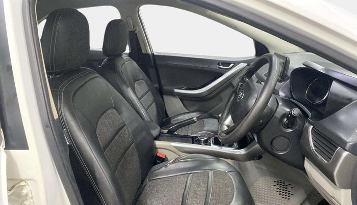 2017 Tata NEXON XZ PLUS PETROL, Petrol, Manual, 37,018 km, Right Side Front Door Cabin