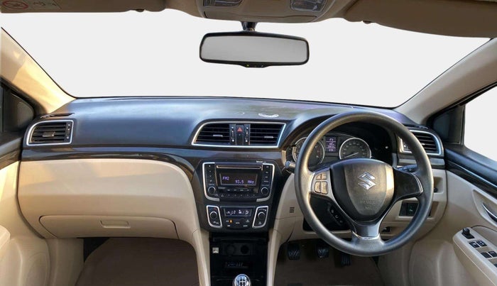 2015 Maruti Ciaz ZXI, Petrol, Manual, 59,965 km, Dashboard