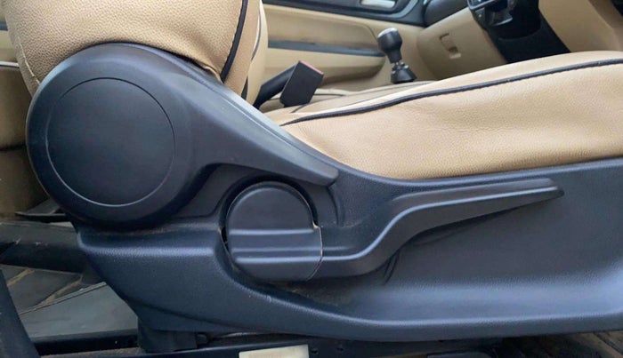 2020 Honda Amaze 1.2L I-VTEC S, Petrol, Manual, 58,815 km, Driver Side Adjustment Panel