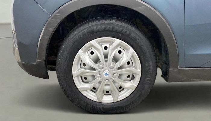 2019 Mahindra XUV300 W4 1.5 DIESEL, Diesel, Manual, 56,882 km, Left Front Wheel