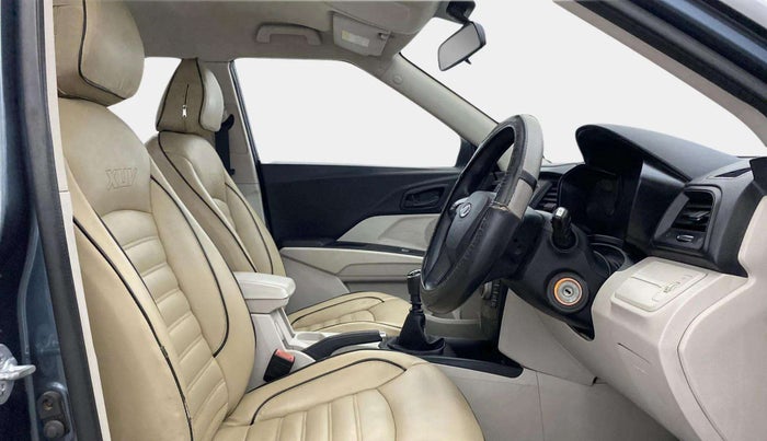 2019 Mahindra XUV300 W4 1.5 DIESEL, Diesel, Manual, 56,882 km, Right Side Front Door Cabin