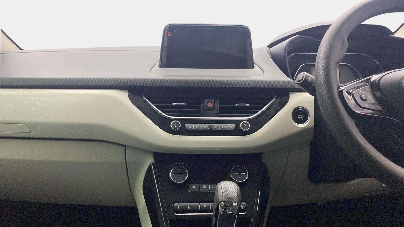2021 Tata NEXON XZA PLUS DIESEL, Diesel, Automatic, 82,558 km, Air Conditioner