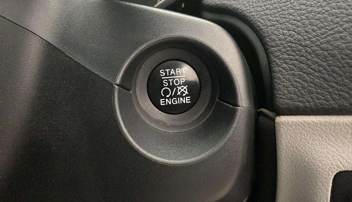 2017 Jeep Compass LIMITED 1.4 PETROL AT, Petrol, Automatic, 24,353 km, Keyless Start/ Stop Button