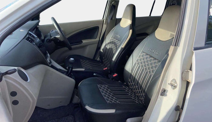 2016 Maruti Celerio VXI, CNG, Manual, 82,759 km, Right Side Front Door Cabin