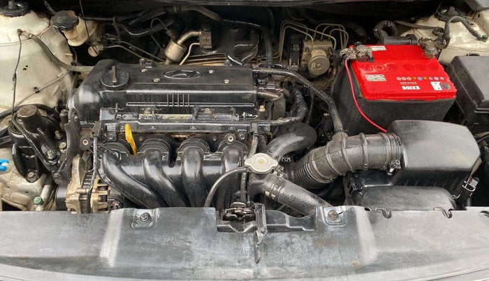 2013 Hyundai Verna FLUIDIC 1.6 VTVT SX, Petrol, Manual, 71,735 km, Open Bonet