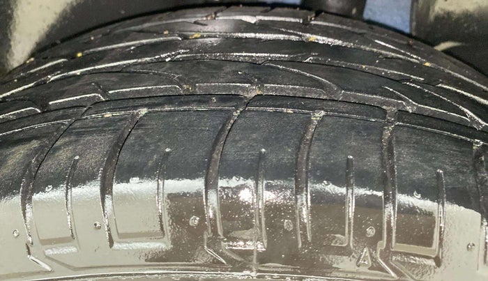 2018 Hyundai Creta SX AT 1.6 PETROL, Petrol, Automatic, 57,881 km, Left Rear Tyre Tread