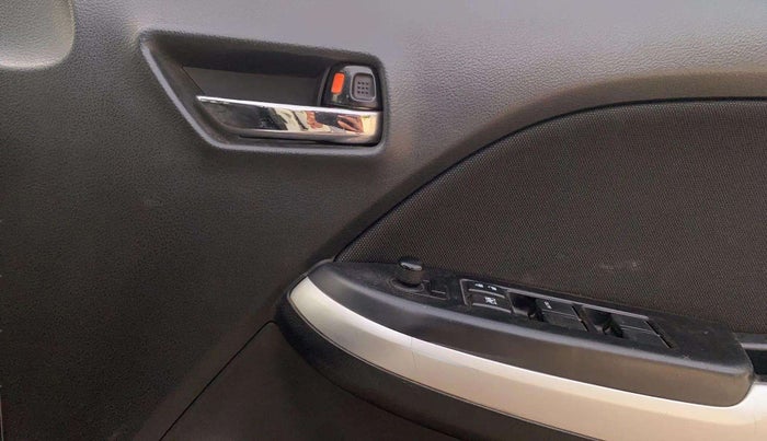 2018 Maruti Baleno DELTA DIESEL 1.3, Diesel, Manual, 65,313 km, Driver Side Door Panels Control