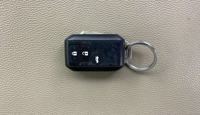 2021 Maruti Dzire ZXI, Petrol, Manual, 49,124 km, Key Close Up