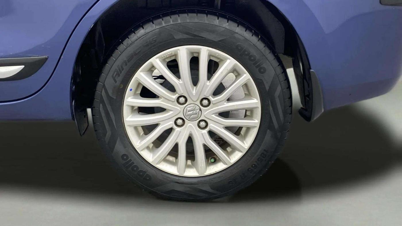 2021 Maruti Dzire ZXI, Petrol, Manual, 49,124 km, Left Rear Wheel