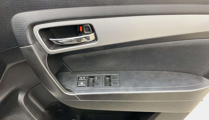 2020 Maruti Vitara Brezza ZXI PLUS, Petrol, Manual, 55,513 km, Driver Side Door Panels Control