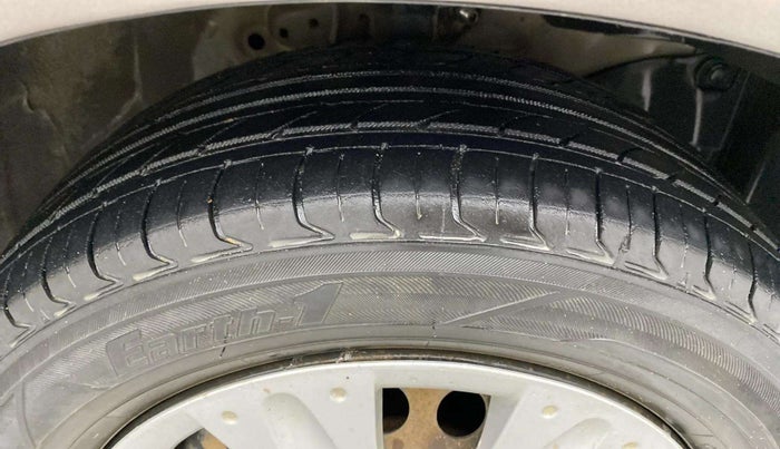 2015 Honda Amaze 1.2L I-VTEC S, Petrol, Manual, 74,621 km, Right Front Tyre Tread