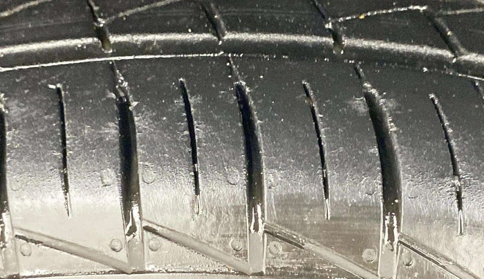 2023 Maruti S PRESSO VXI PLUS (O) AMT, Petrol, Automatic, 18,431 km, Left Front Tyre Tread