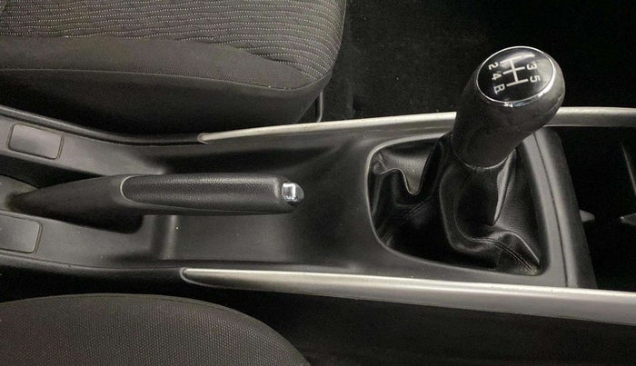 2016 Maruti Baleno DELTA PETROL 1.2, Petrol, Manual, 59,037 km, Gear Lever