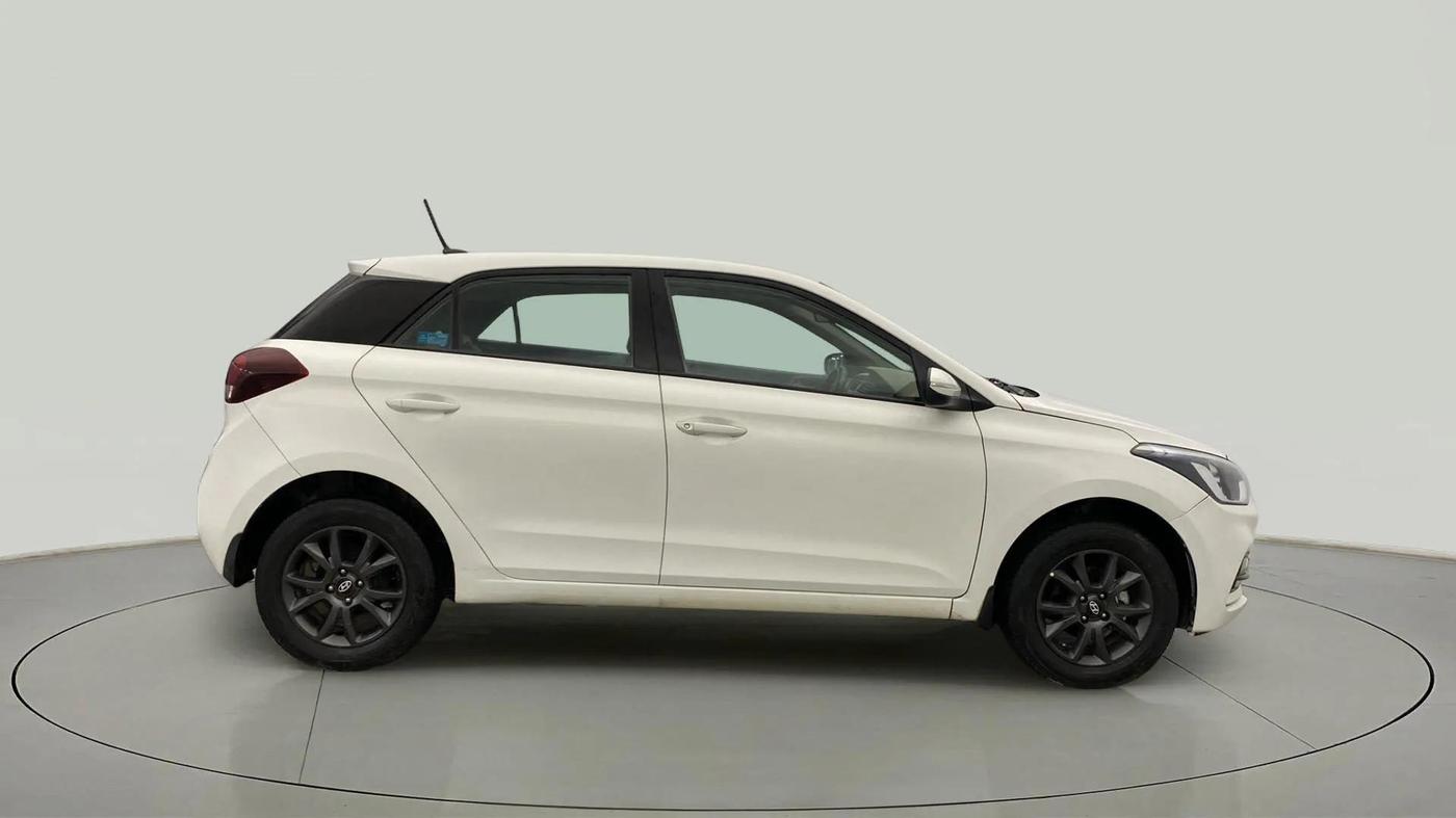 2018 Hyundai Elite i20 ASTA 1.2, Petrol, Manual, 52,327 km, Right Side View