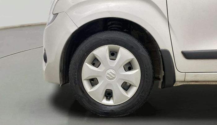 2019 Maruti New Wagon-R VXI 1.0 AMT, Petrol, Automatic, 18,628 km, Left Front Wheel