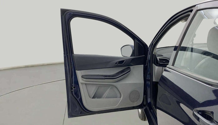 2021 Tata Tiago XT (O) PETROL, Petrol, Manual, 35,040 km, LHS Front Door