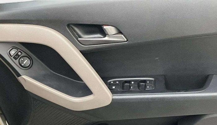 2016 Hyundai Creta SX PLUS 1.6 PETROL, Petrol, Manual, 87,229 km, Driver Side Door Panels Control